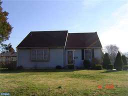 92 CHESTER AVE West Berlin